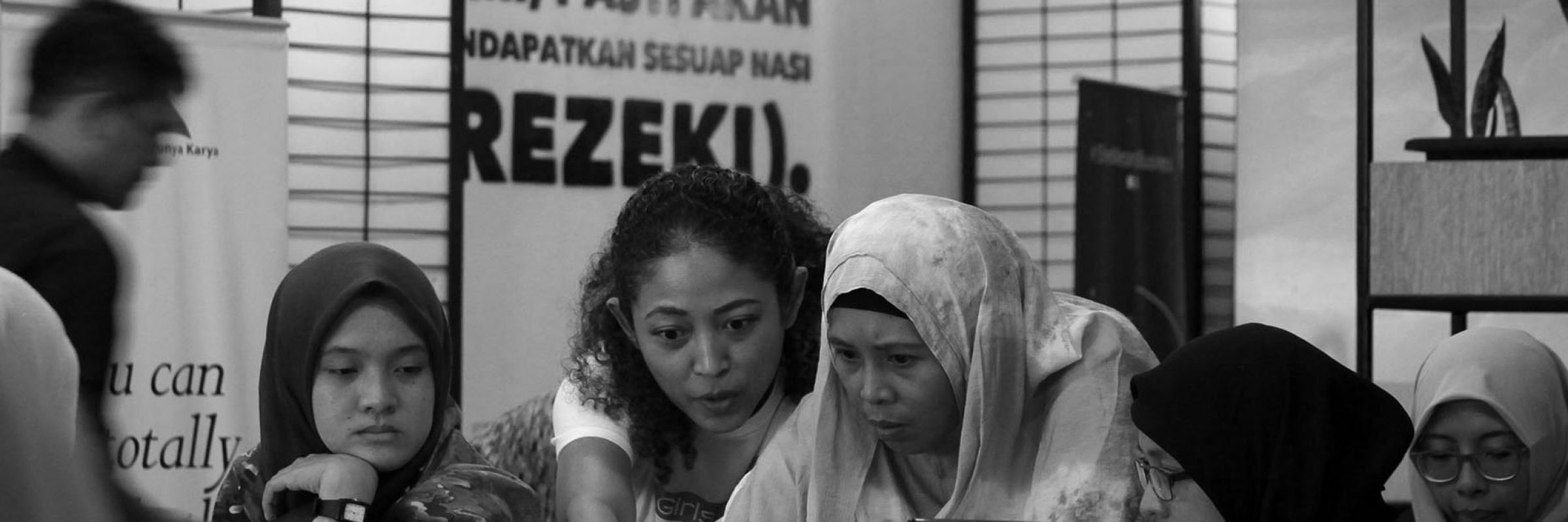 sewa office jogja genius idea
